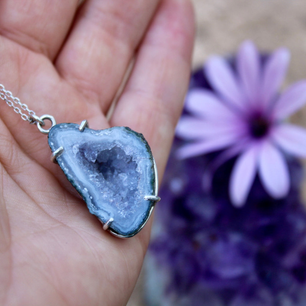 Collares Saula | Geoda de ágata lila en plata reciclada