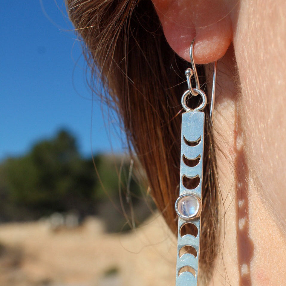 Pendientes Fases Lunares con Piedra Luna