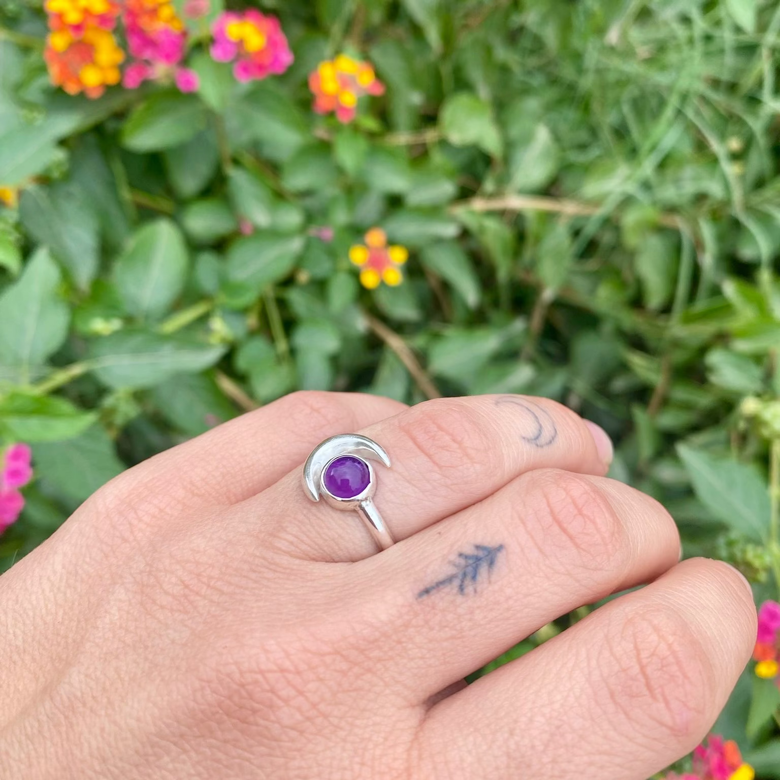 Anillo LUNA piedra redonda