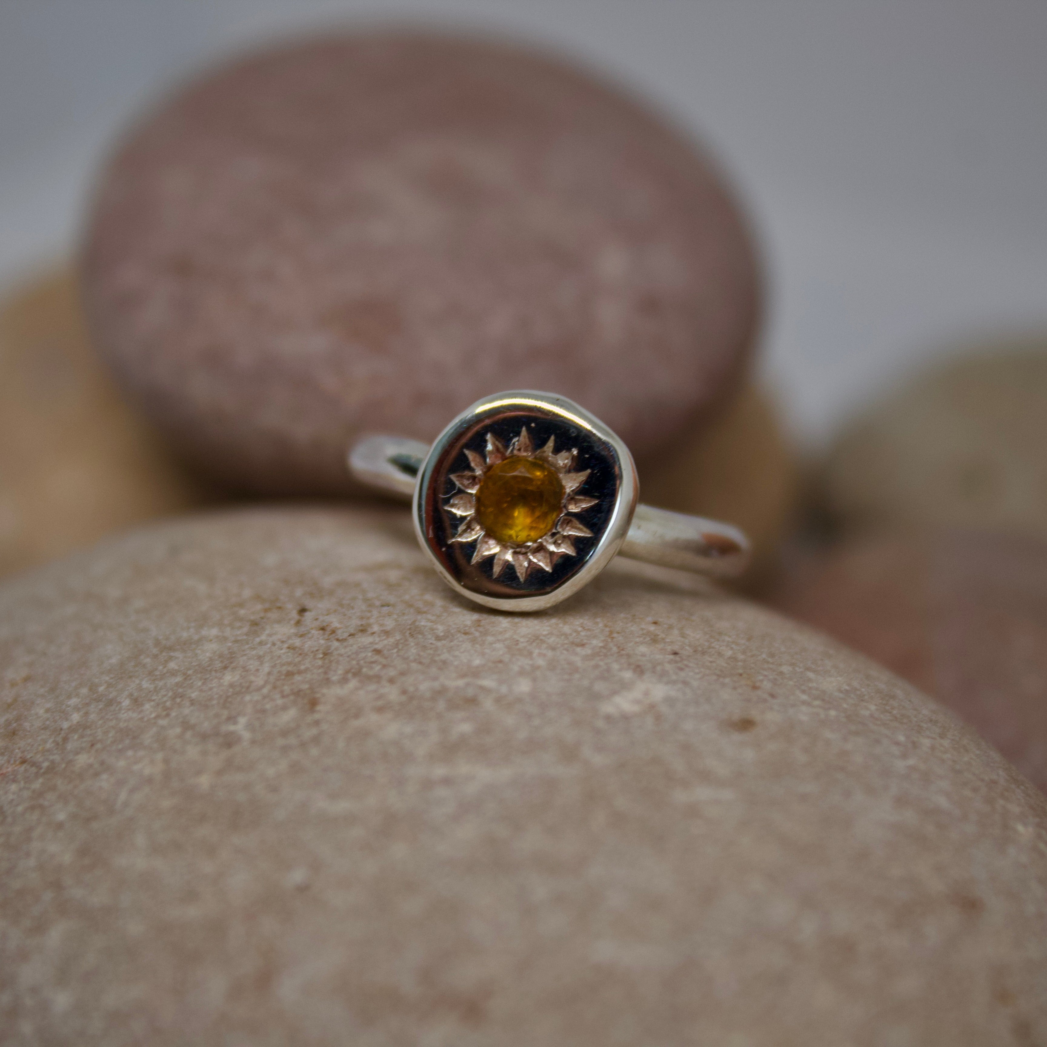 Anillo SANTORINI - CUARZO CITRINO