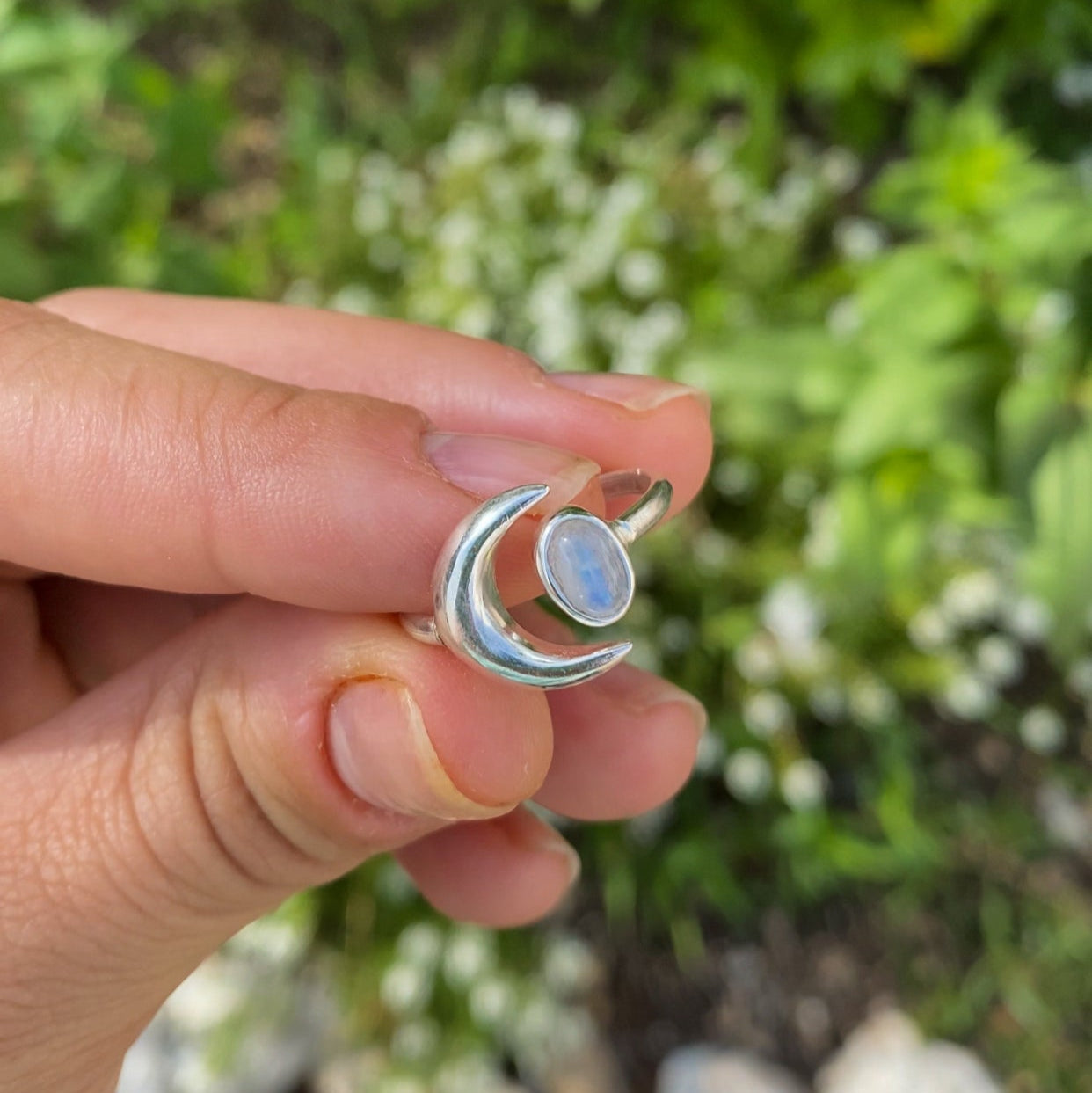 Anillo LUNA piedra ovalada