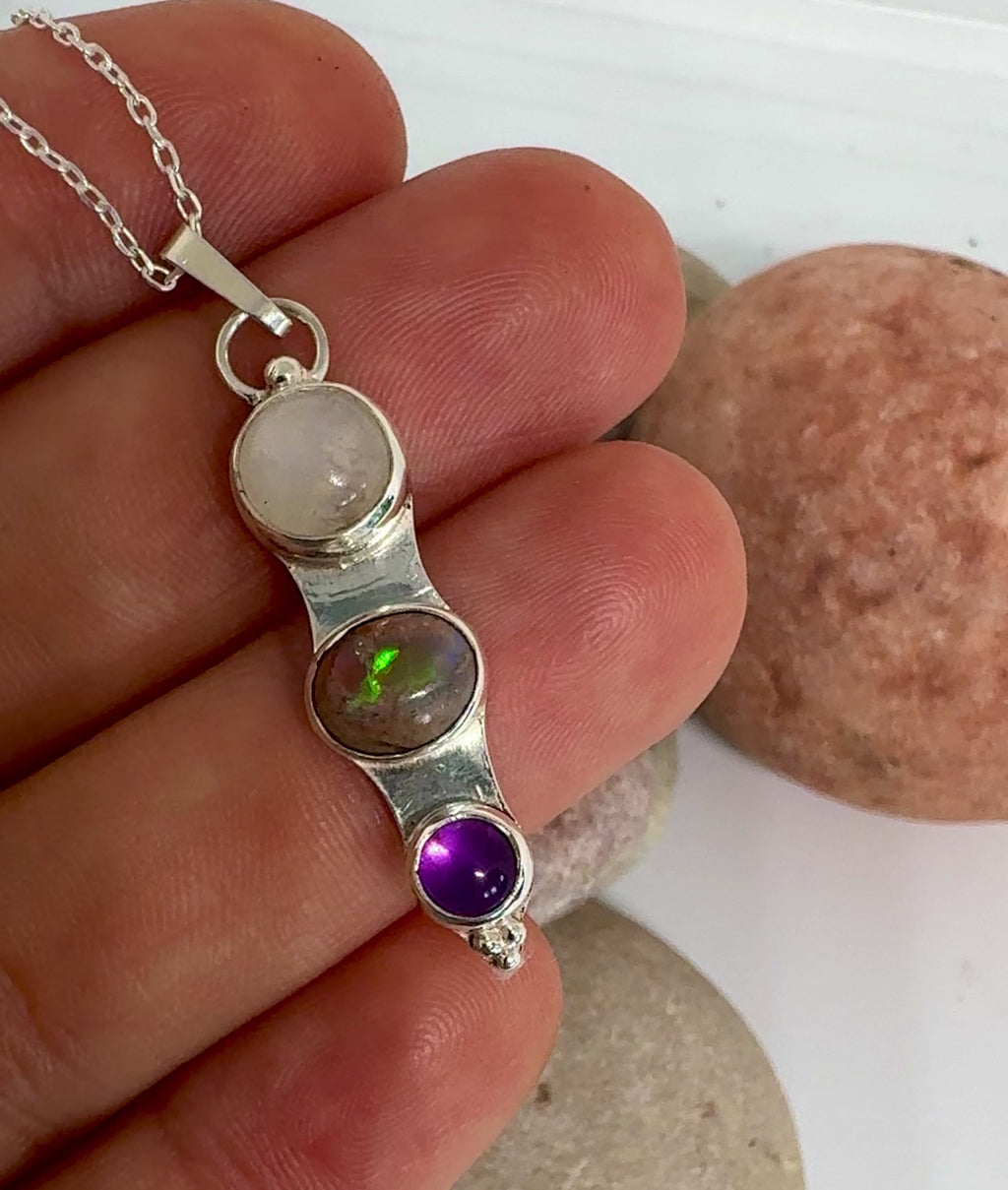Collar Formentera - Piedra luna ópalo de fuego amatista